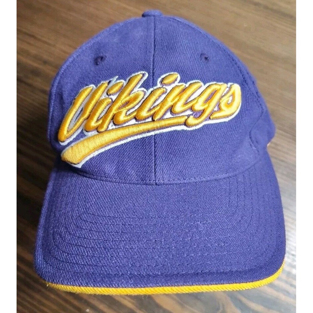 Minnesota‎ Vikings Script Adjustable American Needle NFL Hat Wool Blend Purple